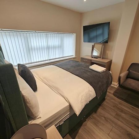 Apartamento Luxury 5-Bed House Near Nec & Bhx Solihull Exterior foto